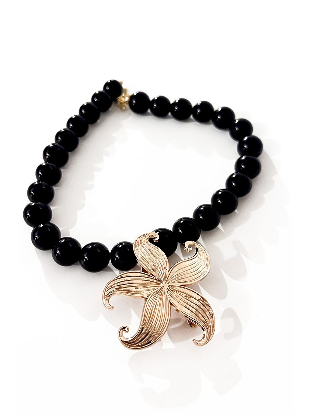 Siyah Deniz Yıldızı Uçlu Büyük Boncuklu Kolye-1