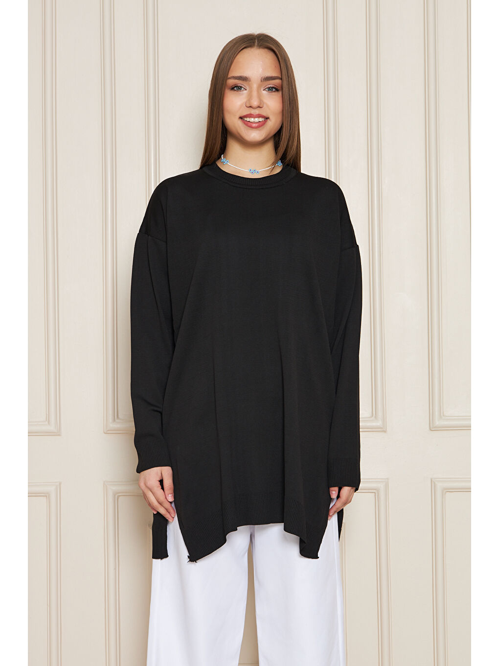 Kadın Bisiklet Yaka Yırtmaçlı Oversize Siyah Triko Kazak