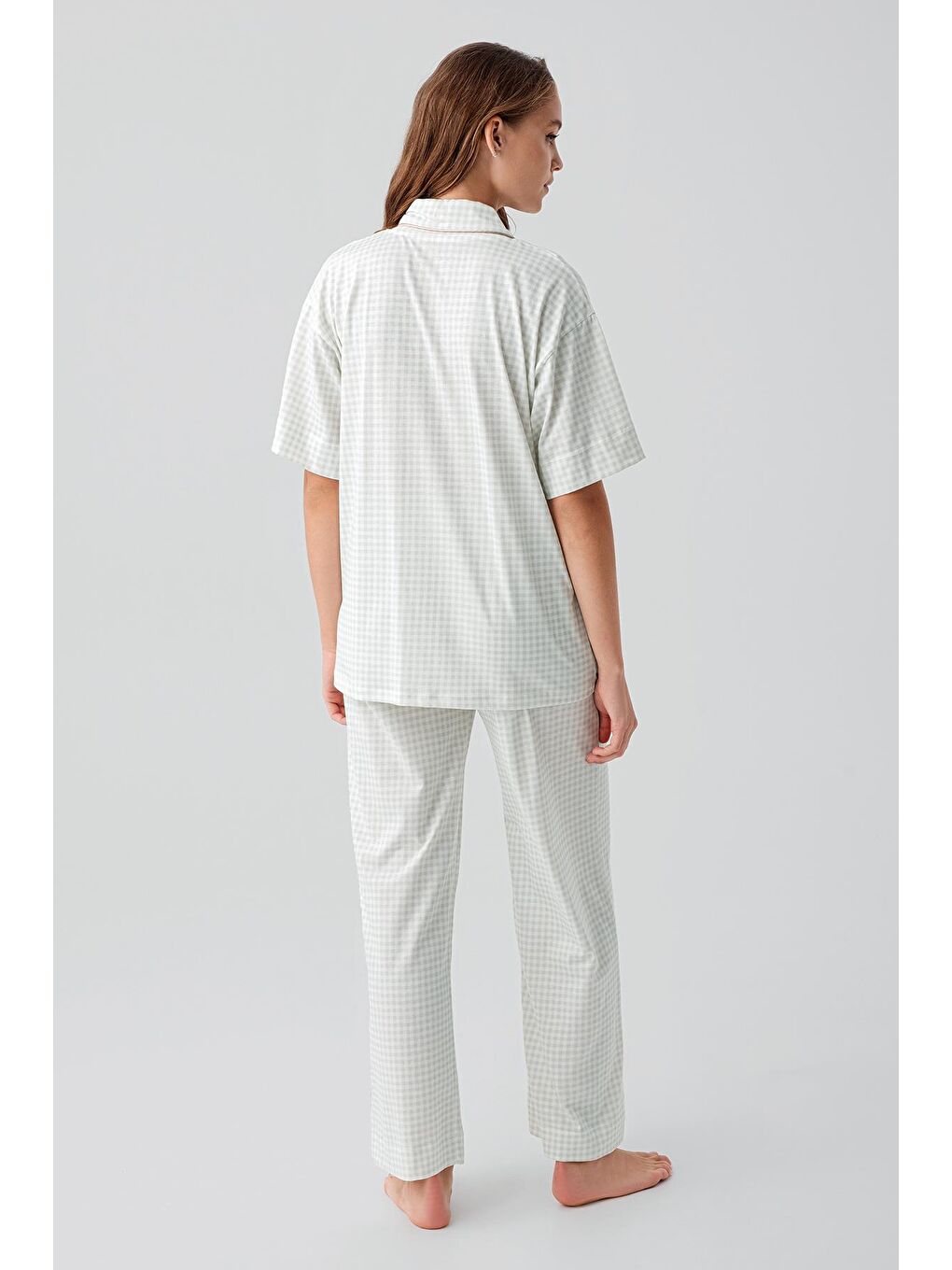 Yeşil Kısa Kollu Düğmeli Cepli Pötikare Pamuklu Pijama Takım 19201-6