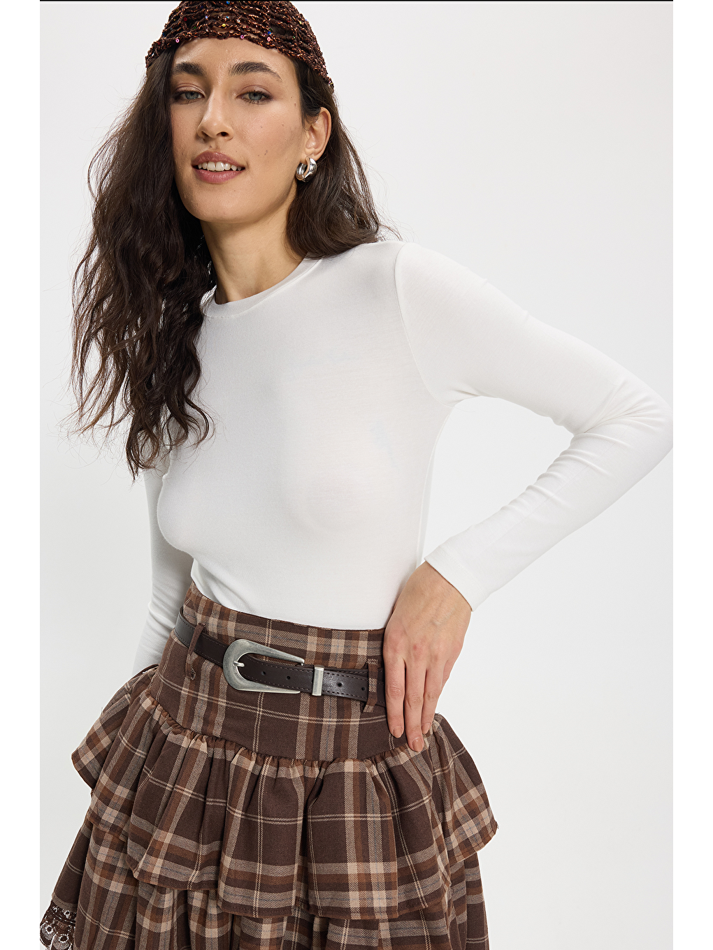 Kadın Slim Fit Dar Kesim Pamuklu Bisiklet Yaka Uzun Kollu Beyaz Bluz-6