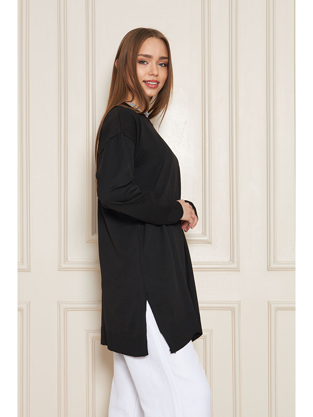 Kadın Bisiklet Yaka Yırtmaçlı Oversize Siyah Triko Kazak-2