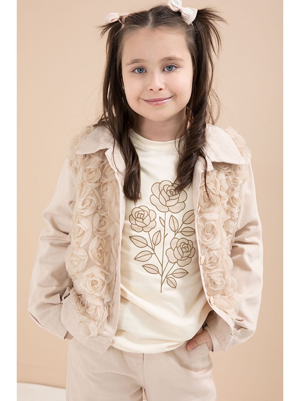 Ekru Krem Önü Gül İşlemeli Ceketli Kız Çocuk Pantolonlu 3lü Alt Üst Takım 23606-1