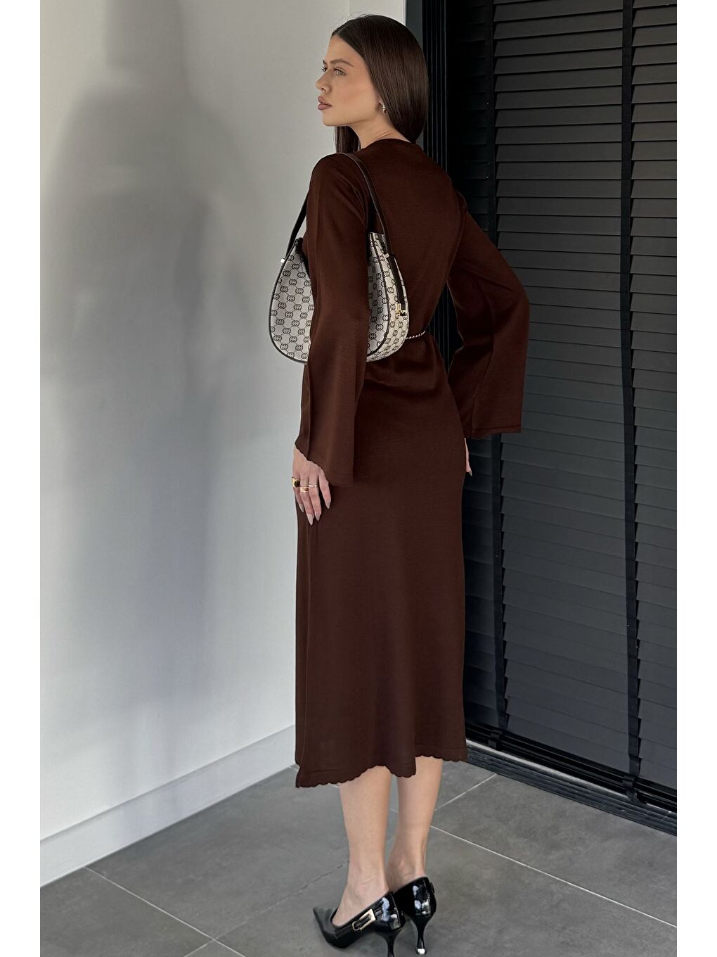 Kahverengi Bisiklet Yaka Metal Kemerli Triko Elbise-4