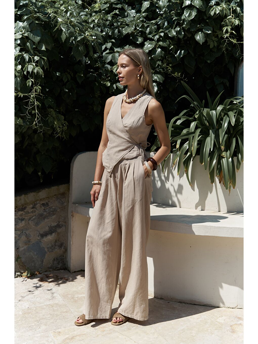 Moibel Bağcık Detay Bej Crop Pantolon Takım-2