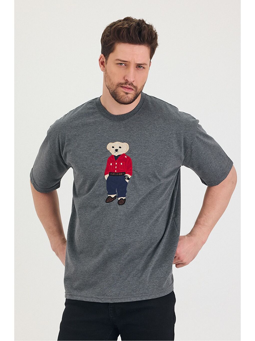 Gri Bisiklet Yaka Oversize Ayıcık Baskılı Salaş Unisex Tişört-5