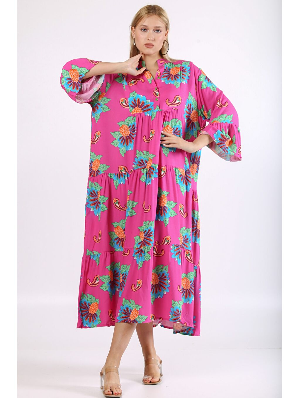 Pembe Hakim Yaka Fırfırlı Kol Şal Desenli Düğmeli Dokuma Oversize Elbise-4