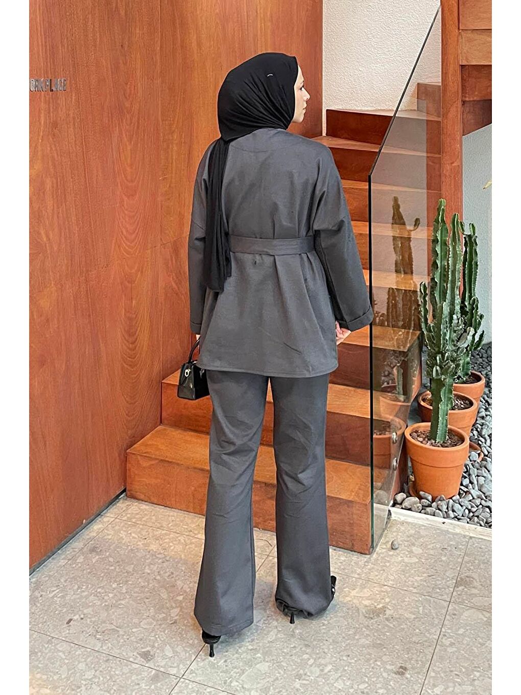 Kuşaklı Gabardin Takım Antrasit-3