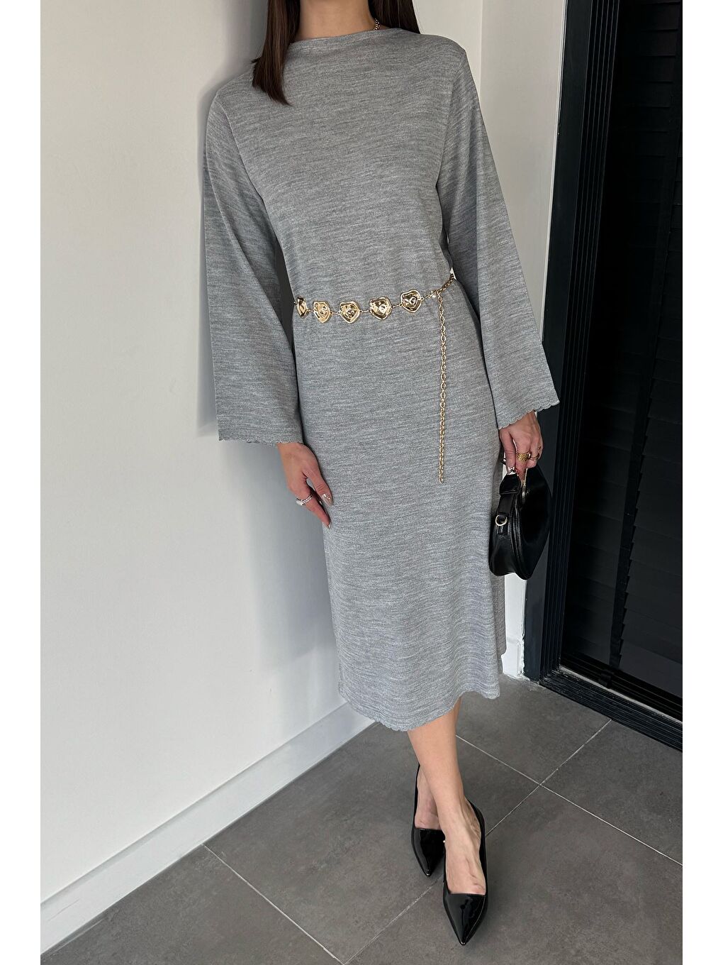 Gri Bisiklet Yaka Metal Kemerli Triko Elbise-1