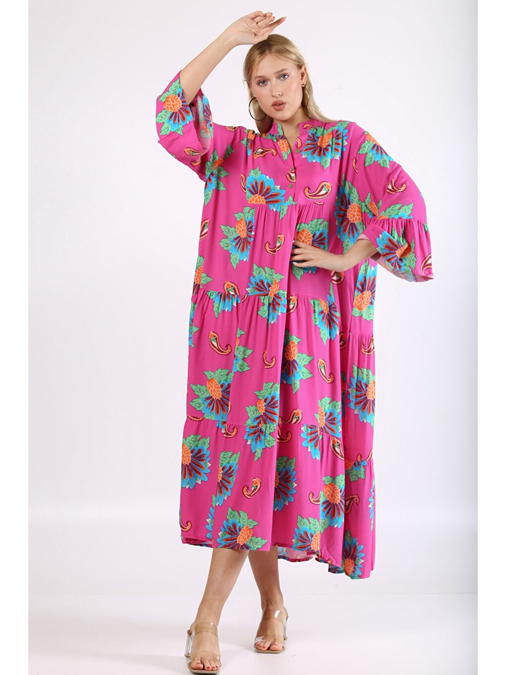 Pembe Hakim Yaka Fırfırlı Kol Şal Desenli Düğmeli Dokuma Oversize Elbise-5