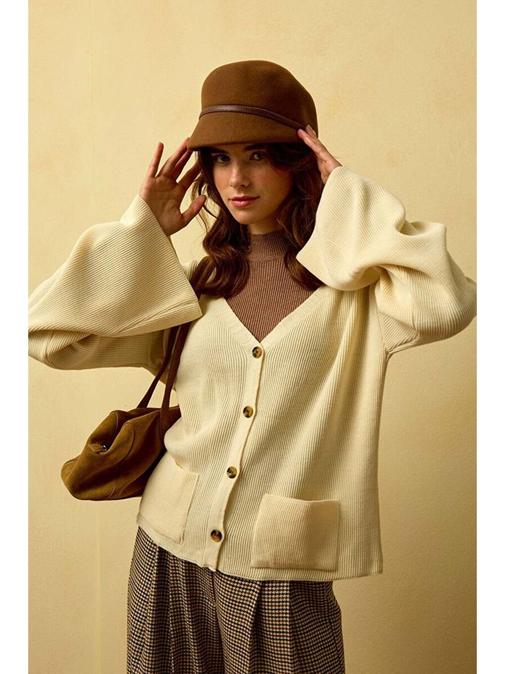 Ekru Krem İspanyol Kol Triko Hırka-2