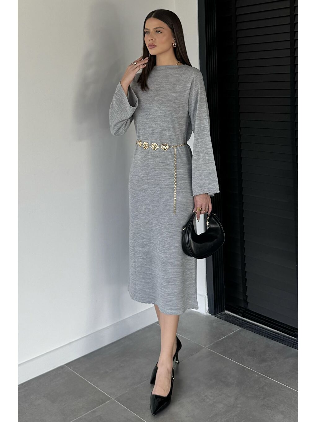 Gri Bisiklet Yaka Metal Kemerli Triko Elbise-2
