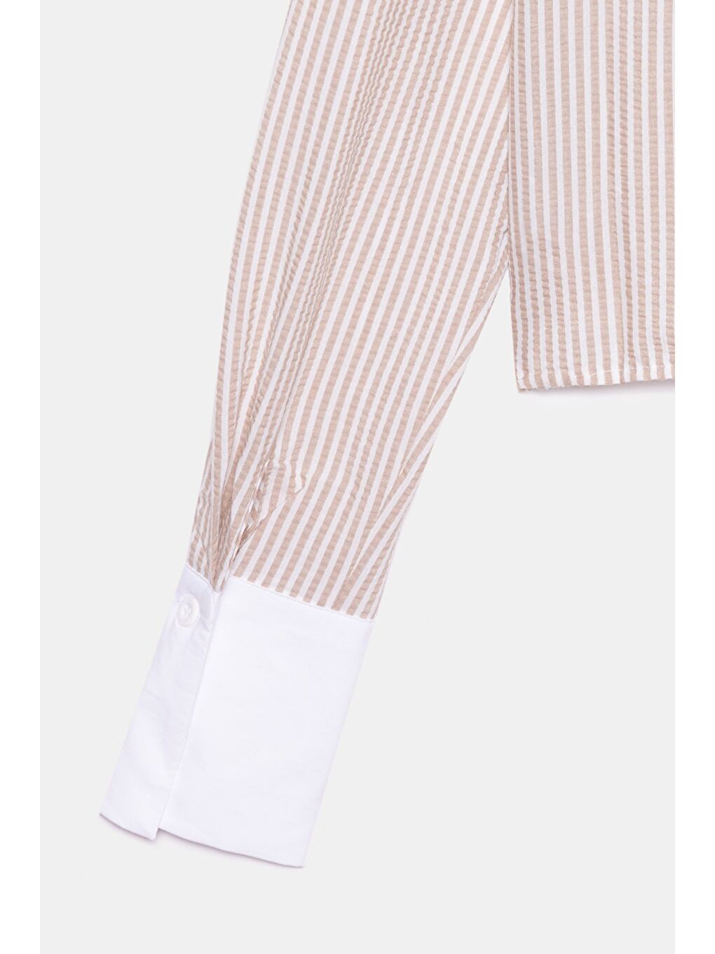 Bej Kadın Çizgili Relax Fit Tek Cep Dokuma Crop Gömlek - Manşeti Beyaz-2