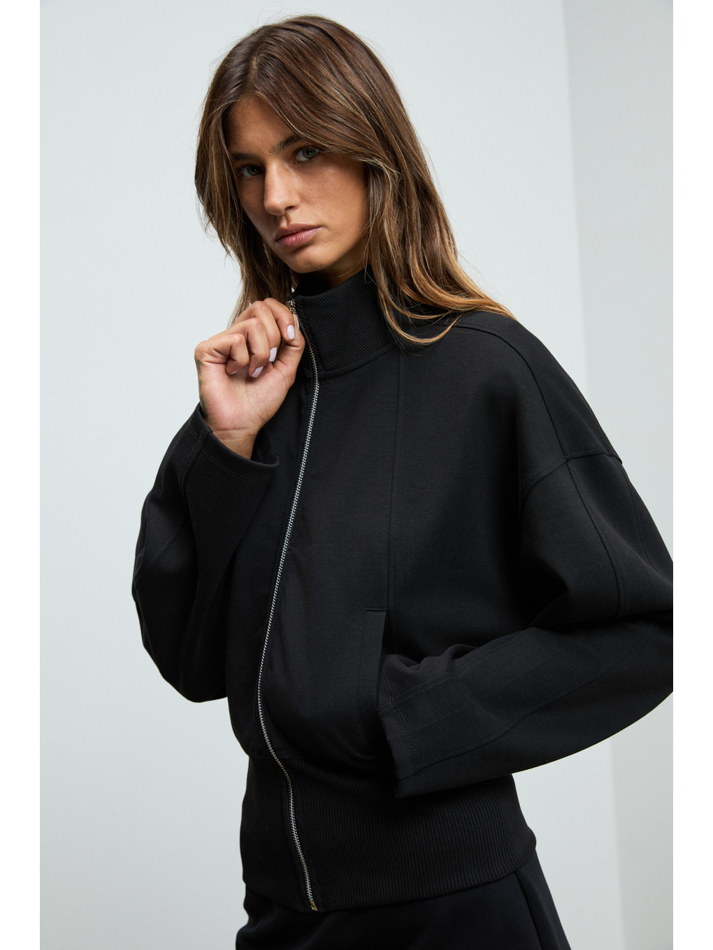 Vıvety Kadın Dik Yakalı Metal Fermuarlı Korse Görünümlü Bele Oturan Regular Siyah Sweatshirt-5
