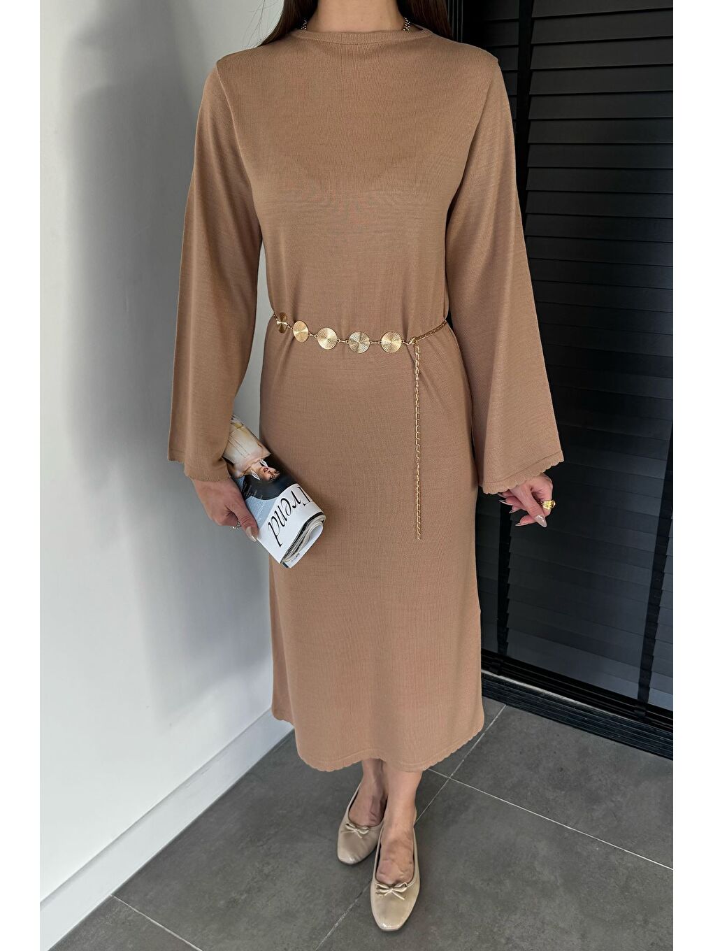 Ekru Bisiklet Yaka Metal Kemerli Triko Elbise-1