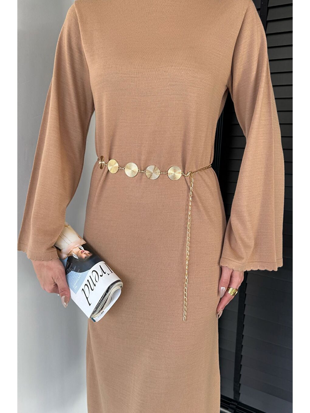 Ekru Bisiklet Yaka Metal Kemerli Triko Elbise-2