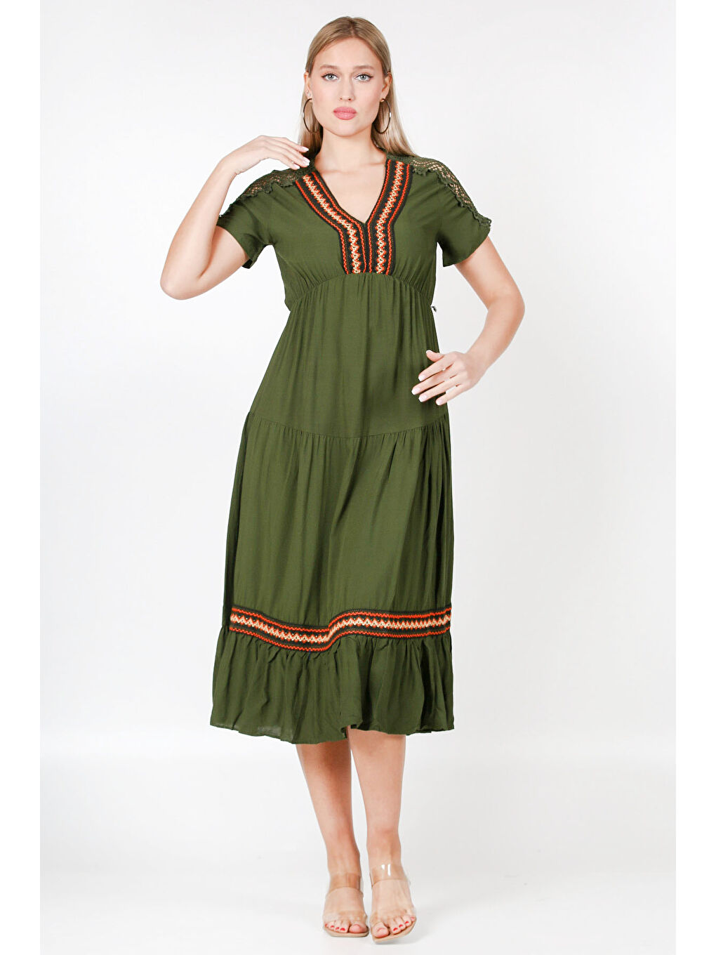 Haki V Yaka Kısa Kol Brodeli Dokuma Elbise-5