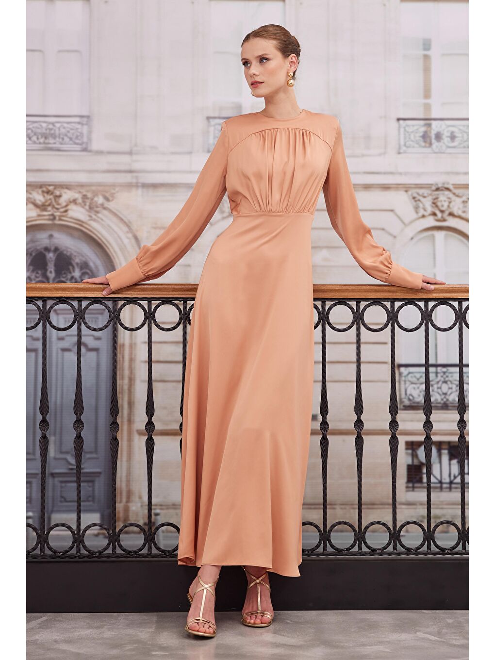 Pembe Büzgülü Saten Elbise Somon-2