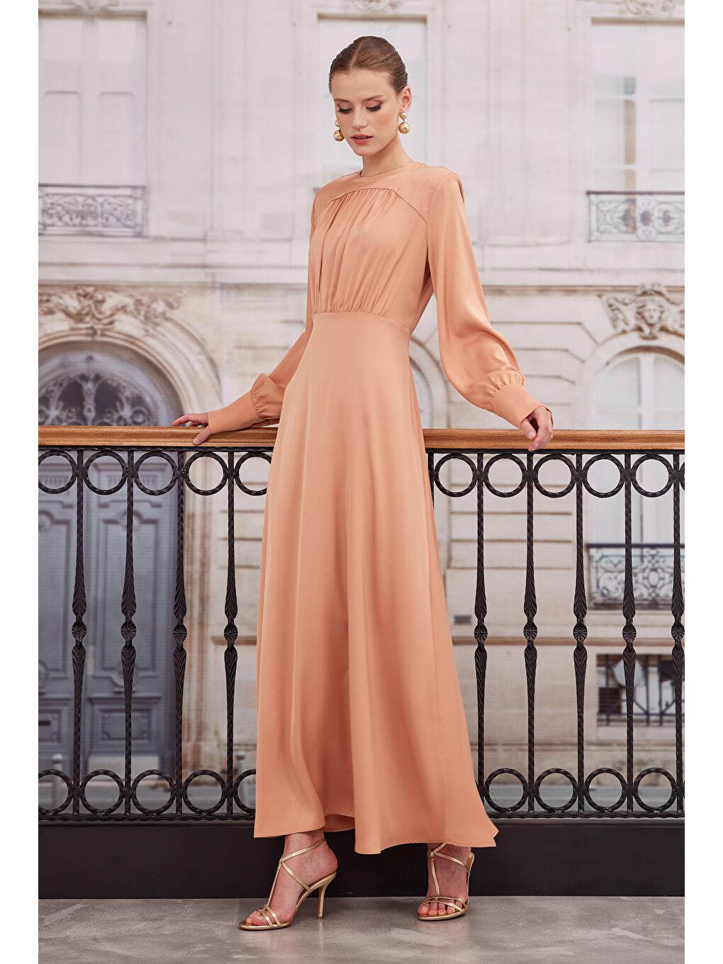 Pembe Büzgülü Saten Elbise Somon-4