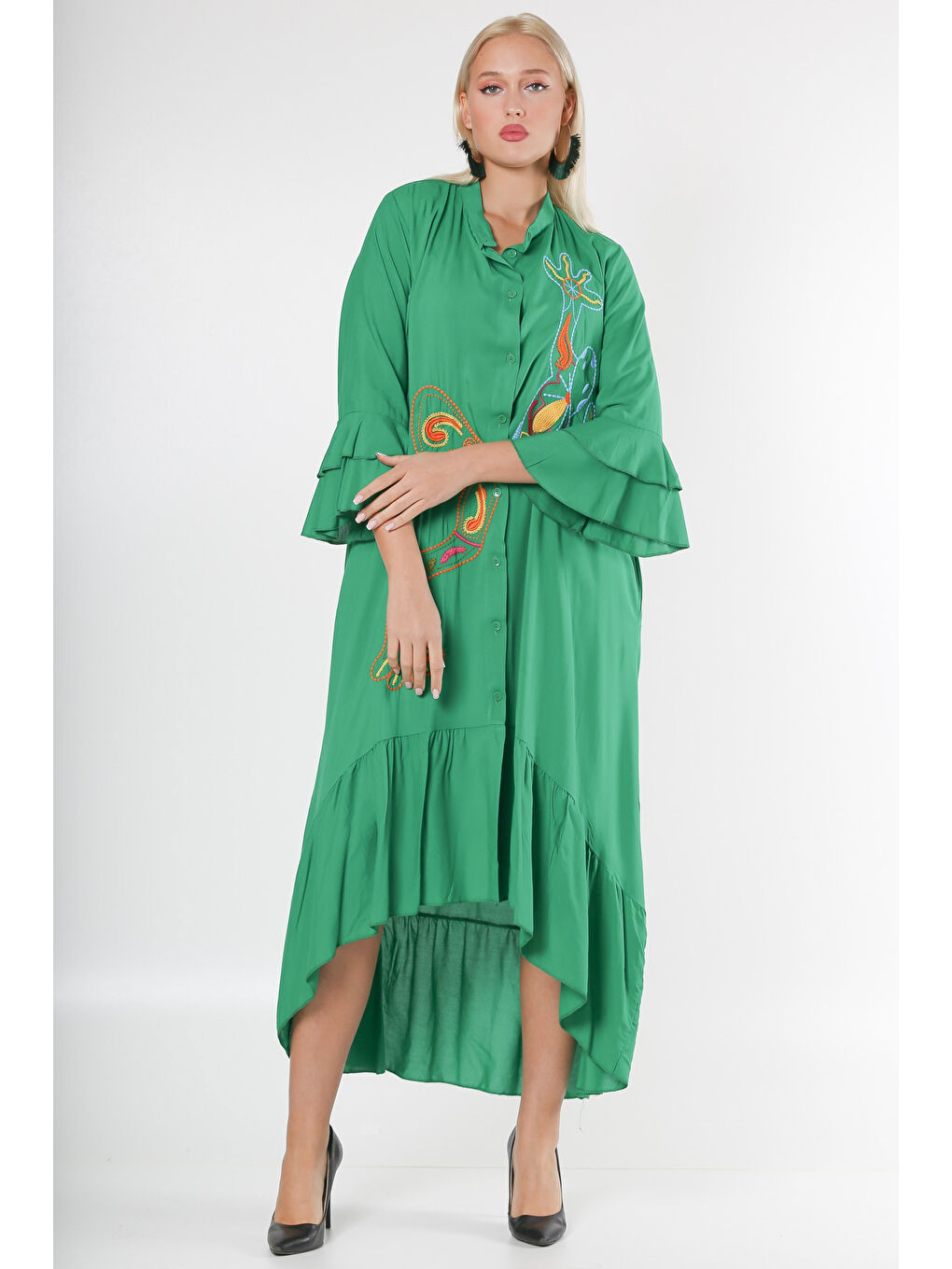 Yeşil Dik Yaka Fırfırlı Kol Düğmeli Kol Ve Etek Ucu Fırfırlı Nakışlı Oversize Dokuma Elbise-6