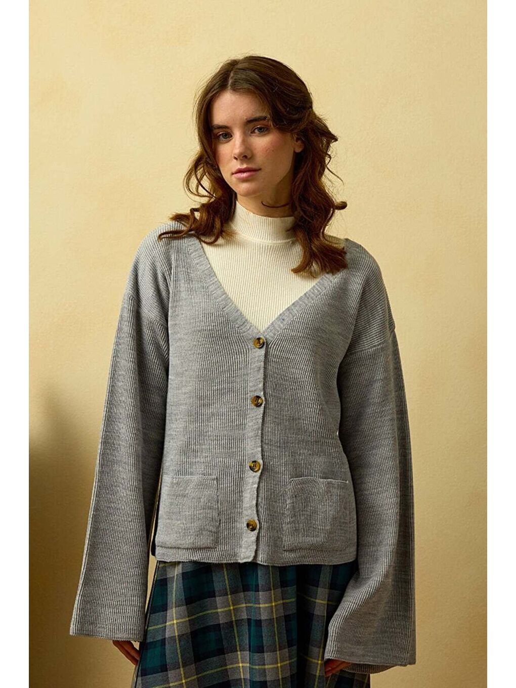 Gri İspanyol Kol Triko Hırka