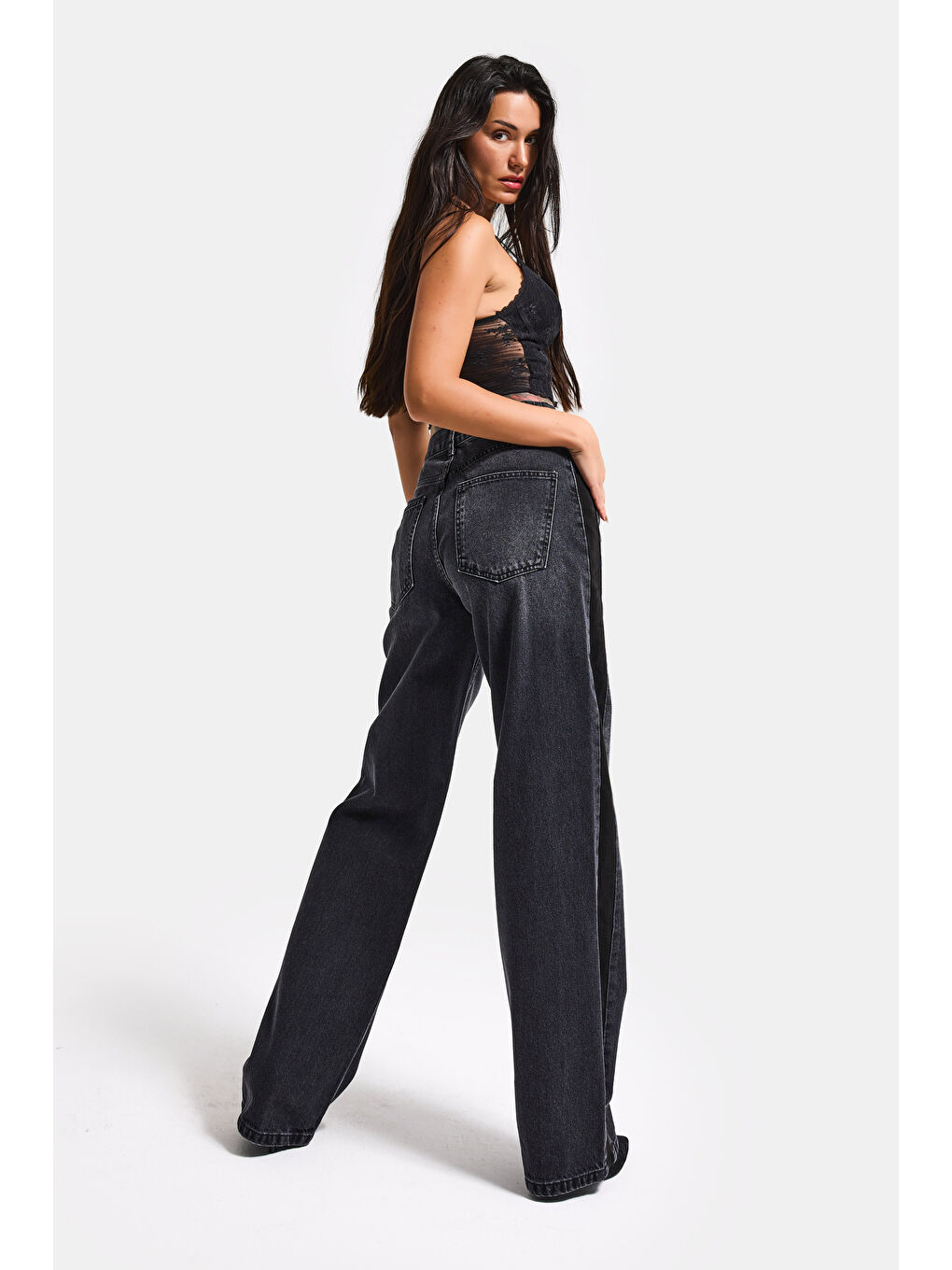 Gri Kadın Koyu Füme 2s6-1 Loose Fit Yandan Süet Şeritli Tasarım Denim Jean-5