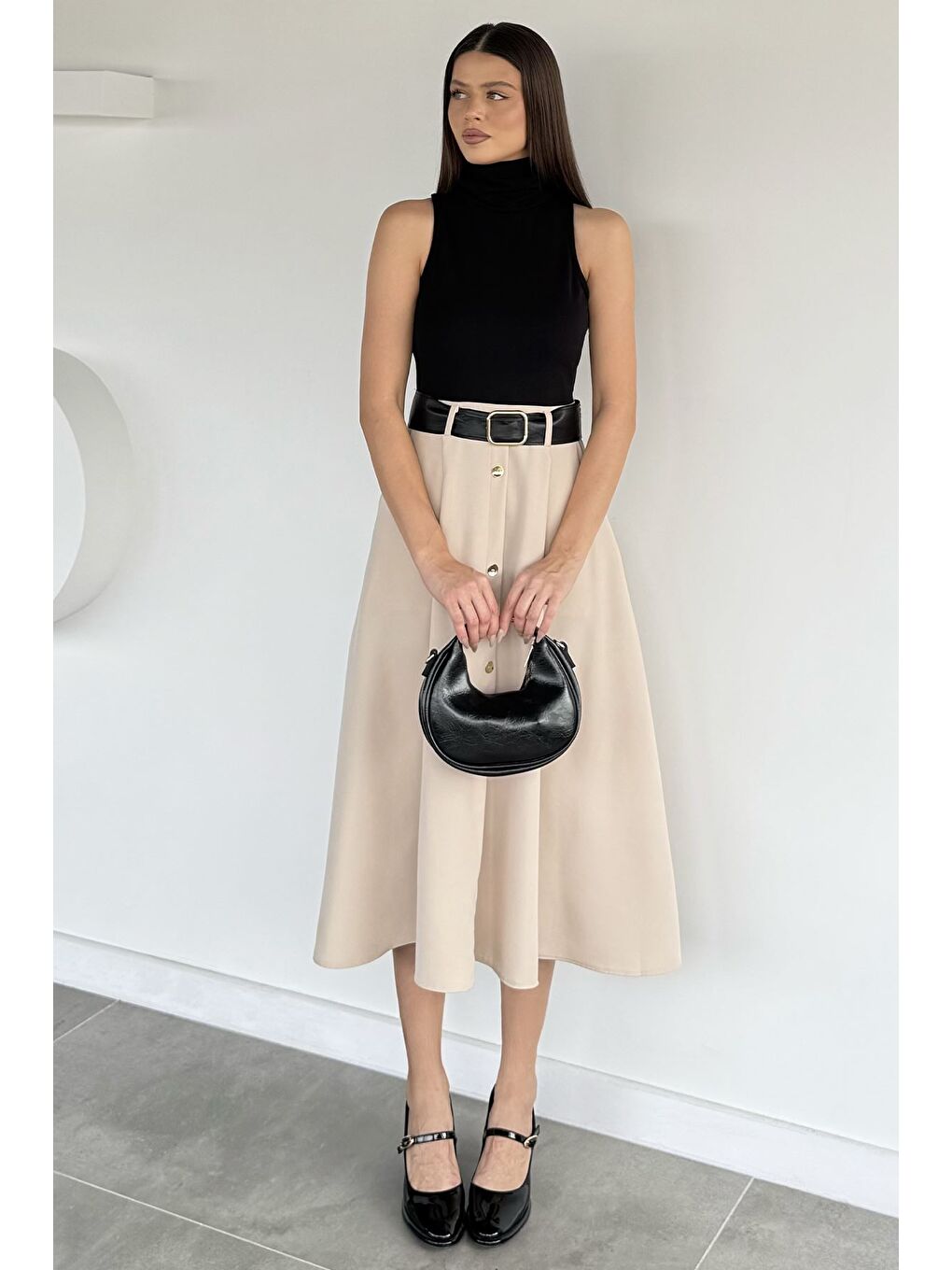 Siyah Kadın Balıkçı Yaka Çift Renkli Kemer Aksesuarlı Elbise