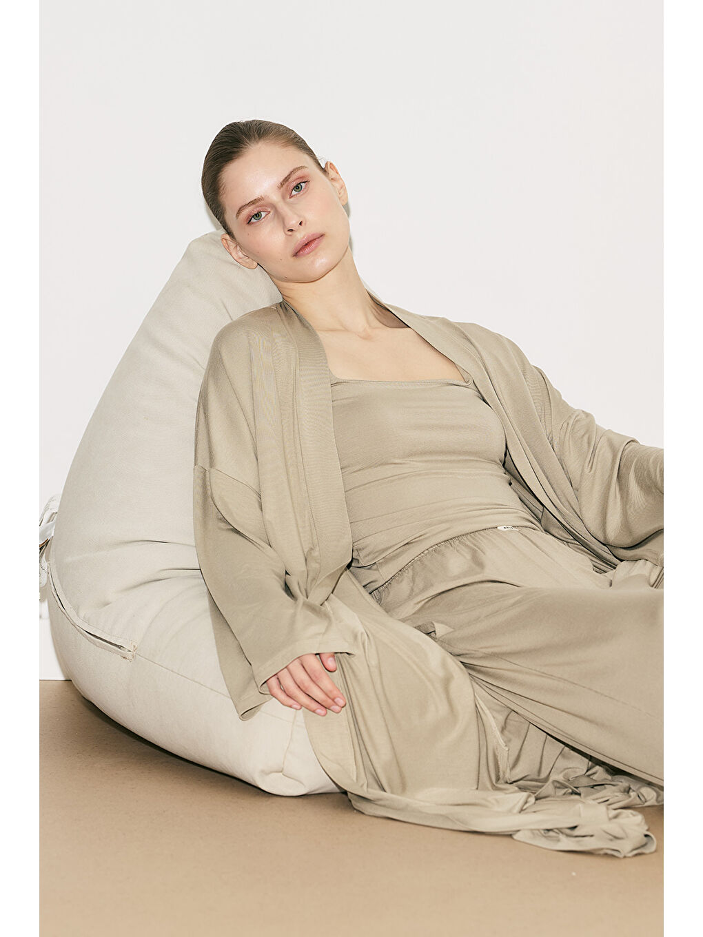 Bej Easy Rahat Uzun Kimono Taş-2