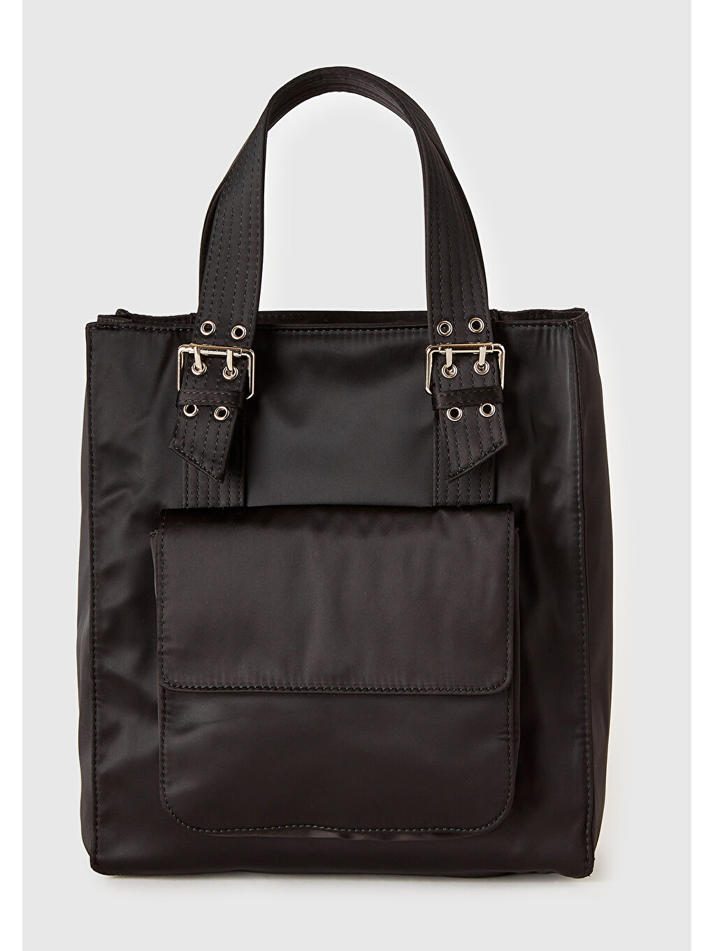 Kadın Siyah Metal Detaylı Cepli Askılı Omuz Çantası