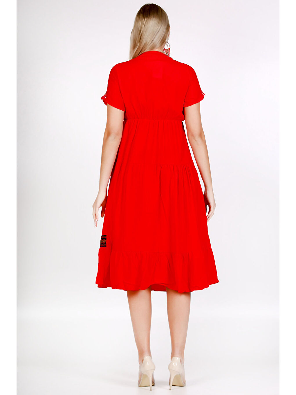 Kırmızı V Yaka Kısa Kol Brodeli Dokuma Elbise-1