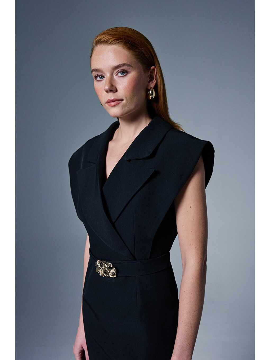 Aksesuar Detaylı Maxi Elbise - Siyah-5