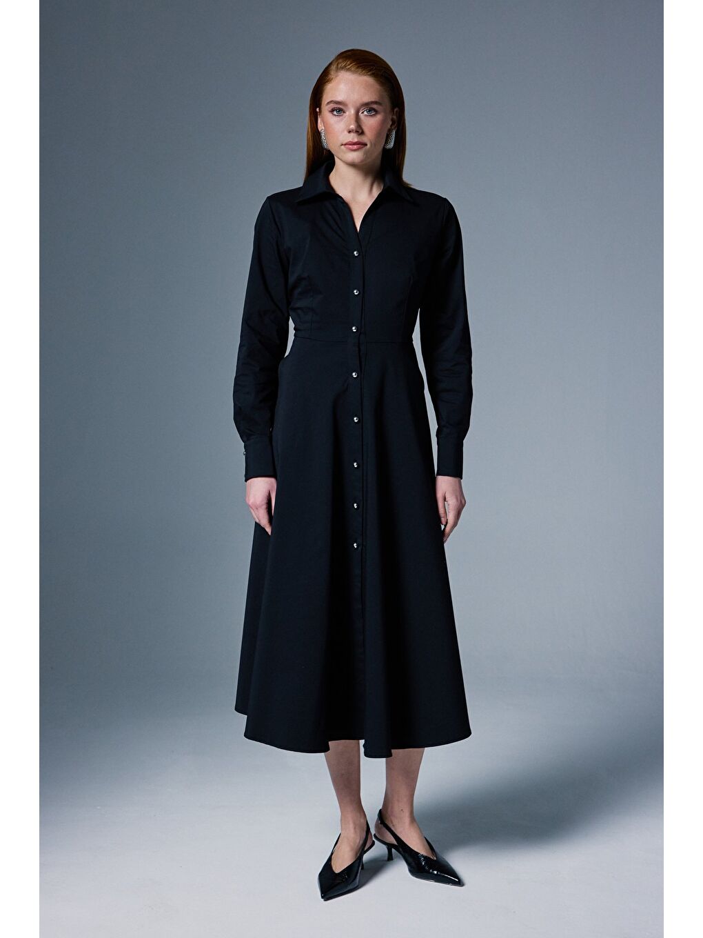 Uzun Düğme Detaylı Elbise - Siyah-2