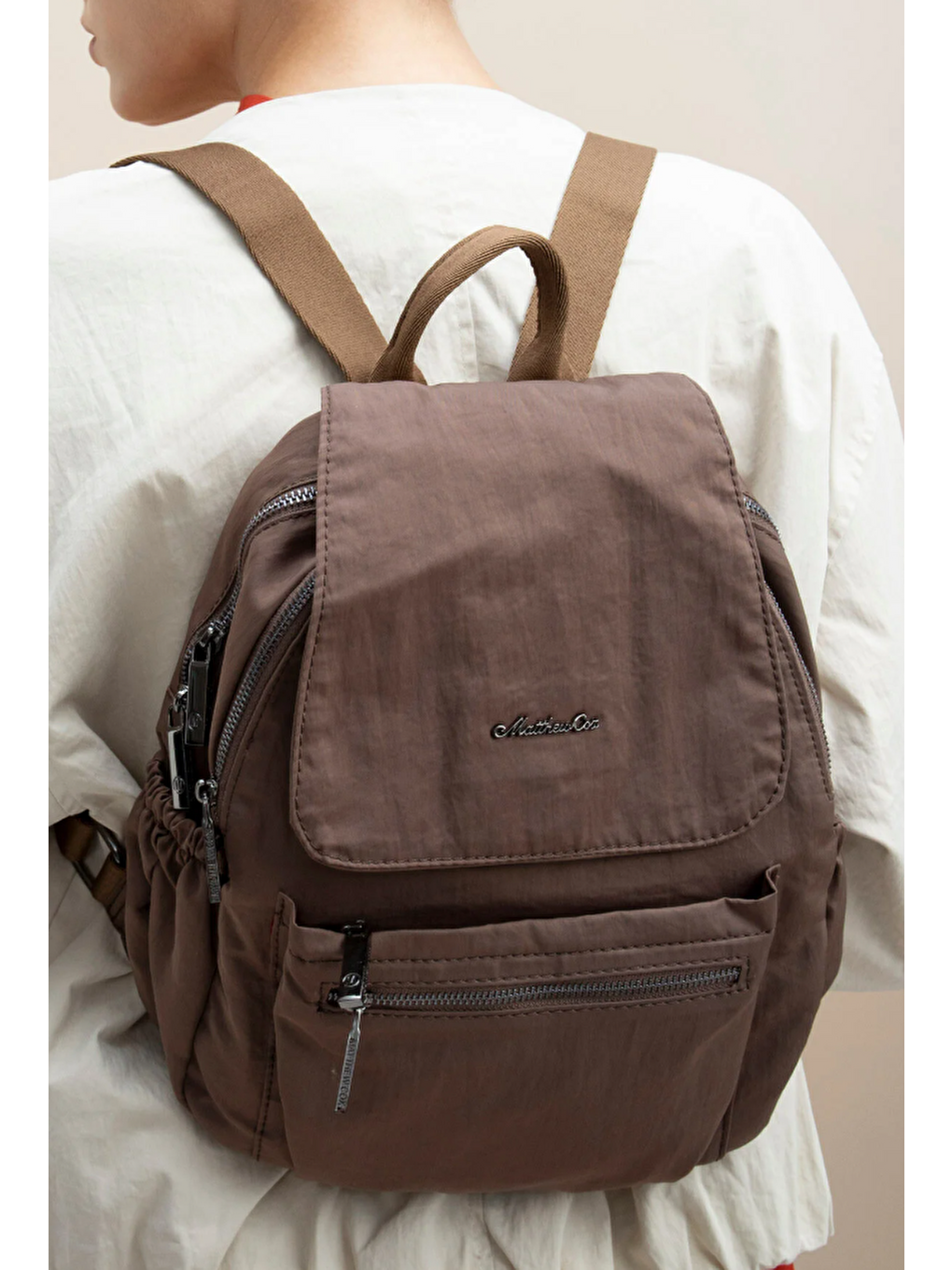 Kahverengi Kapaklı Kadın Sırt Çantası BYN2325-2