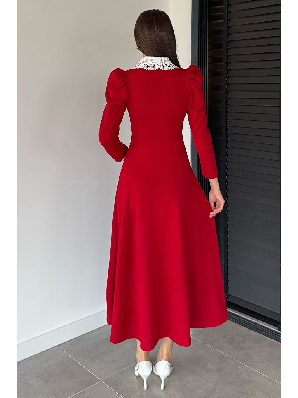 Kırmızı Kadın Dantel Yaka Boydan Düğmeli Triko Elbise-3