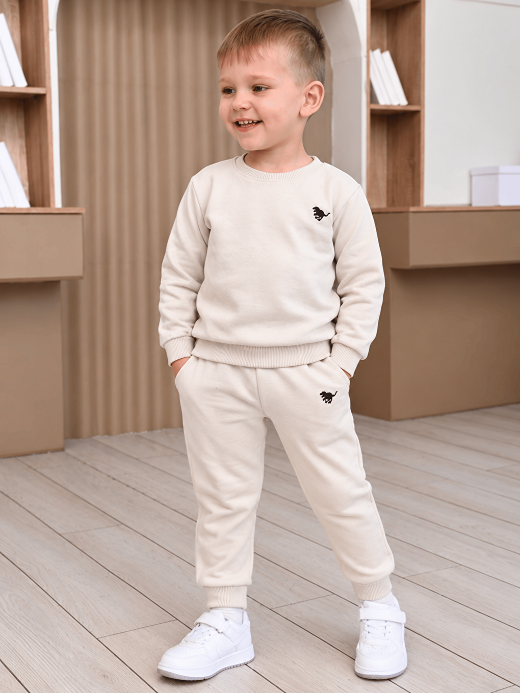 Bej Bisiklet Yaka Baskılı Erkek Çocuk Sweatshirt Ve Eşofman Alt 2'li Takım