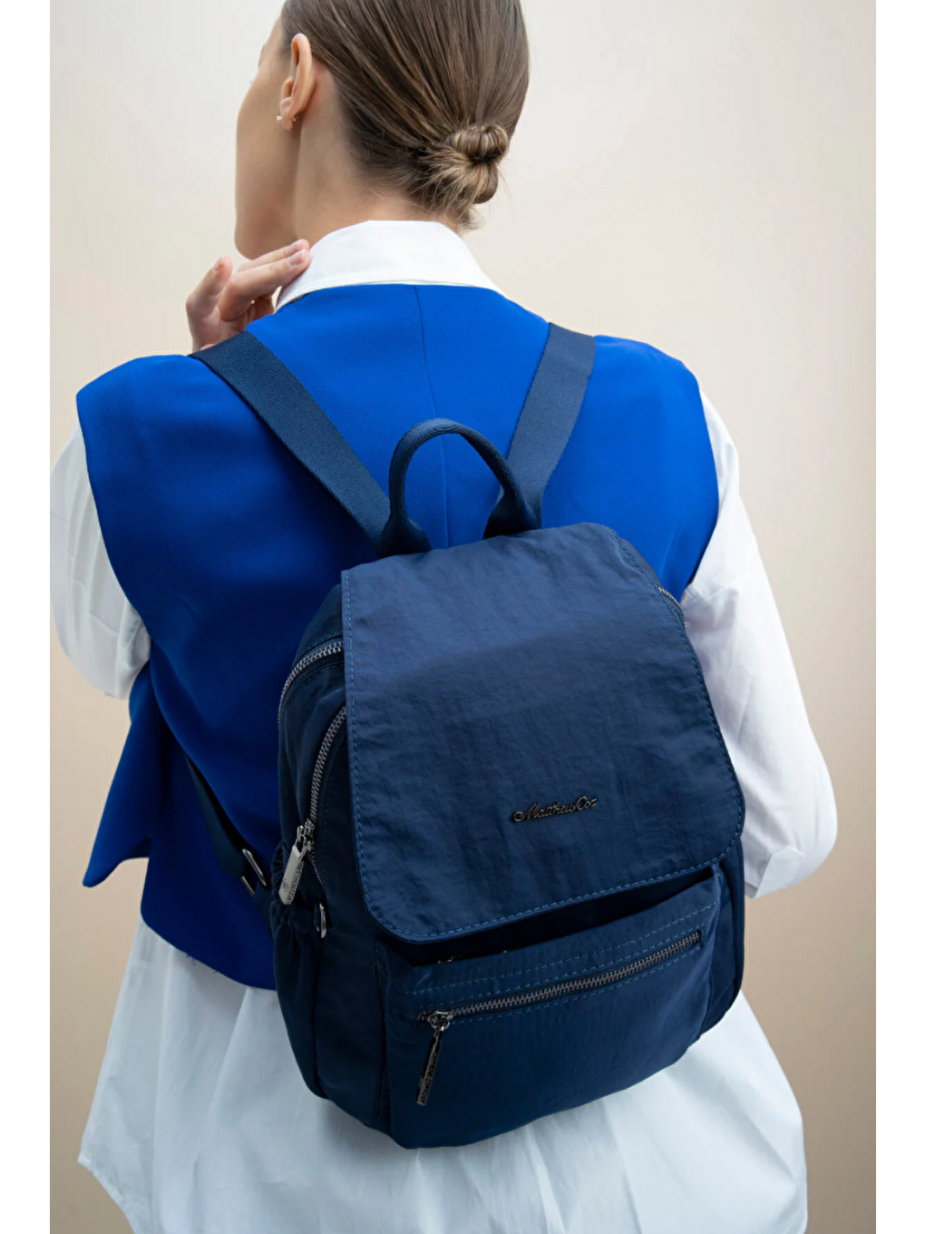 Lacivert Kapaklı Kadın Sırt Çantası BYN2325-2