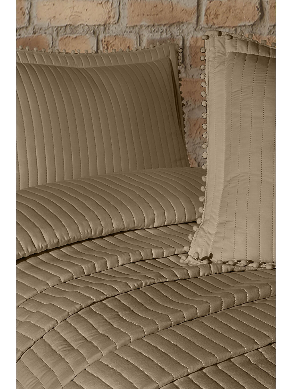 Florita Yatak Örtüsü Seti Tek Kişilik (180x240 cm) Bej-3