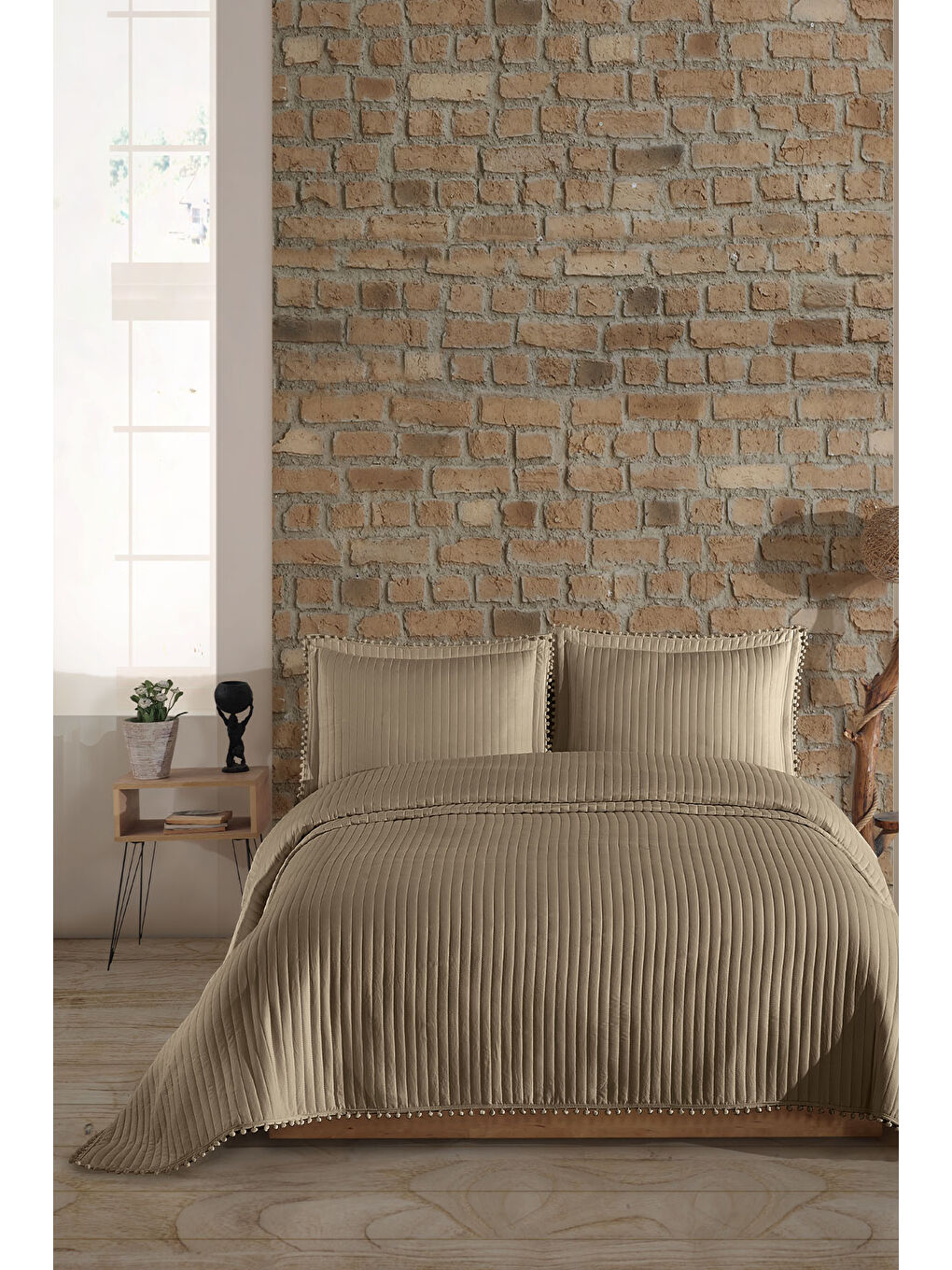 Florita Yatak Örtüsü Seti Çift Kişilik (240x260 cm) Bej