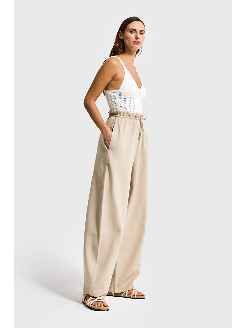 Kadın Bej Renk s6-57 Rahat Kesim Keten Kumaş Belden Lastikli Pantolon-3