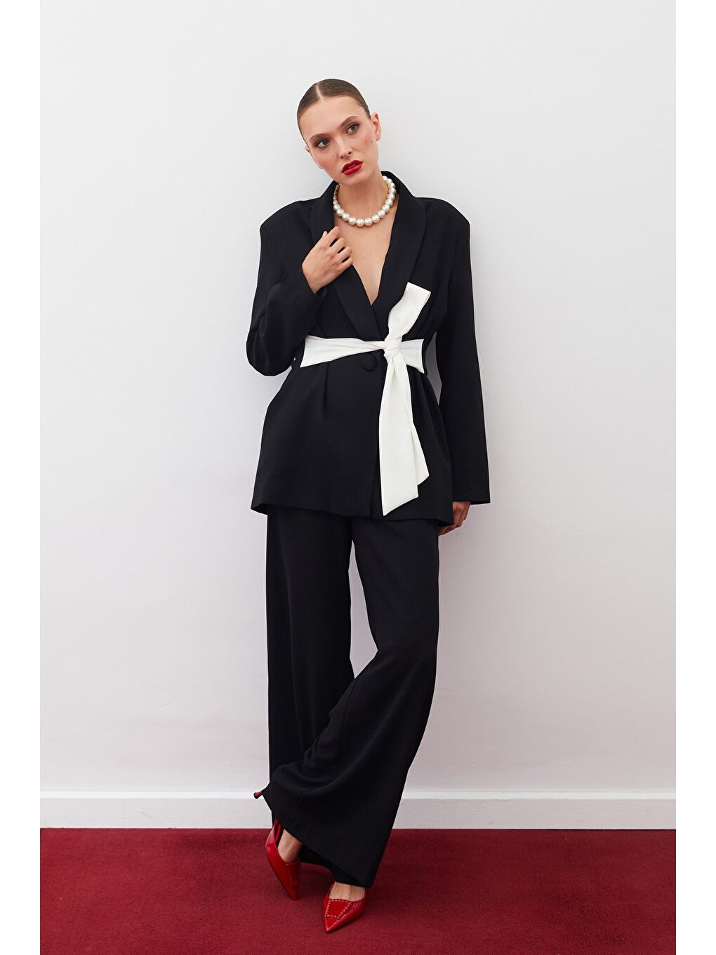 Beli Kuşaklı Uzun Ceket - Siyah-3