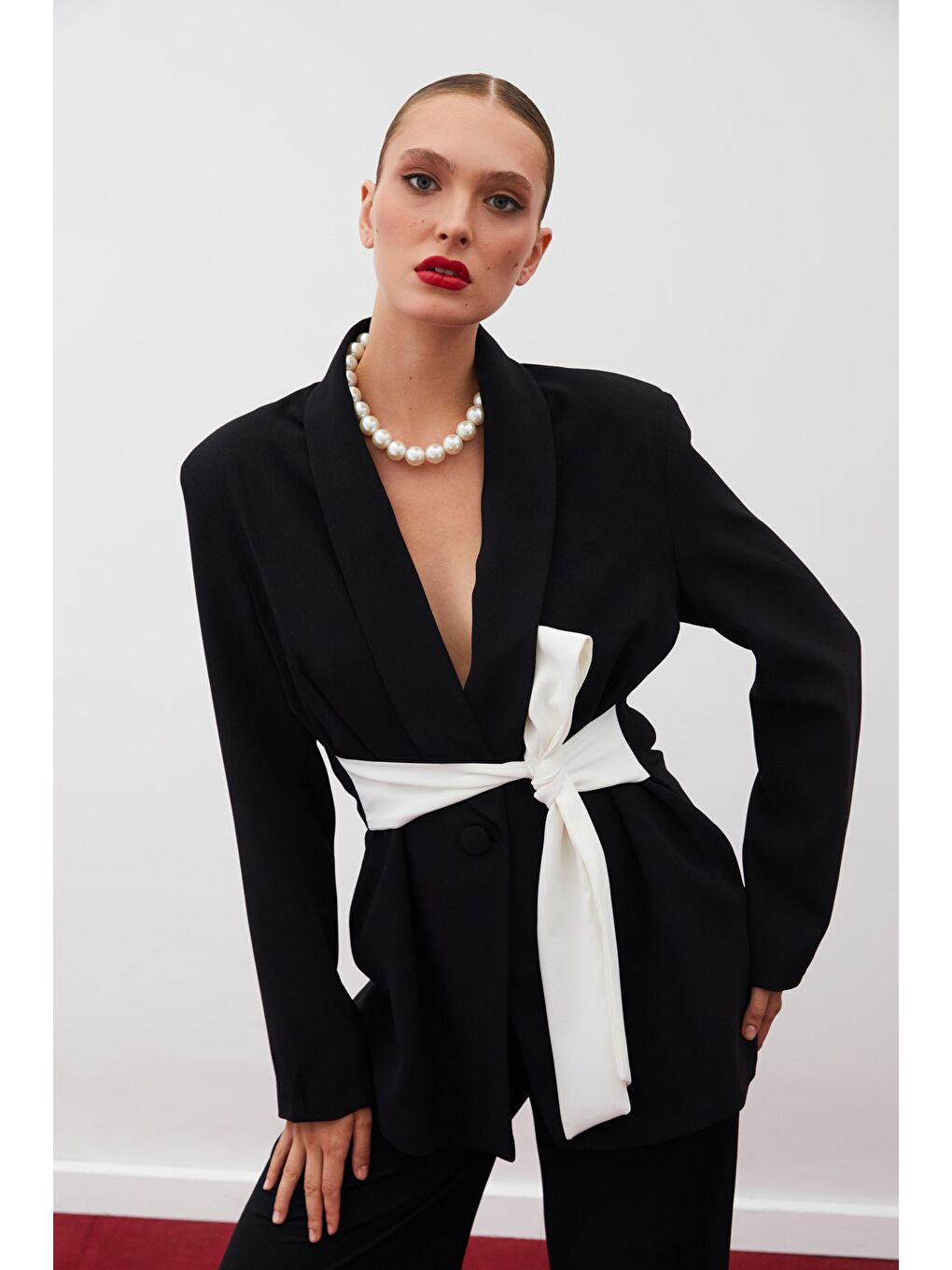 Beli Kuşaklı Uzun Ceket - Siyah-5