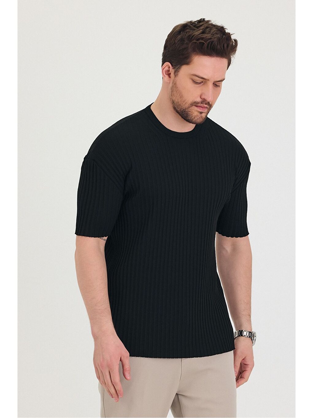 Siyah Erkek Bisiklet Yaka Fitilli Kısa Kollu Ince Triko Tişört-3