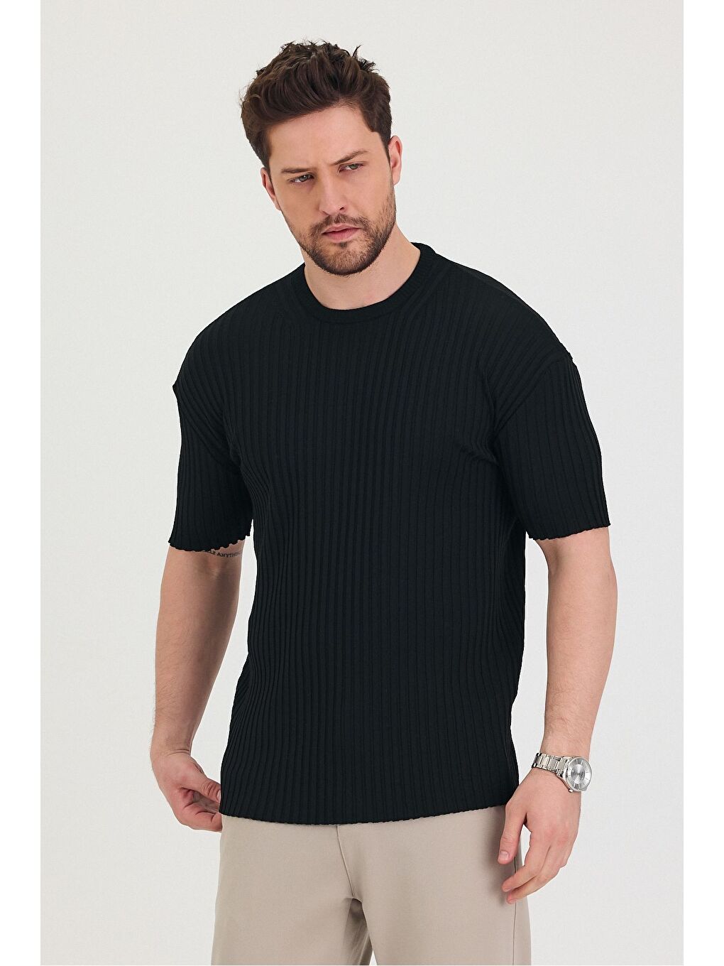 Siyah Erkek Bisiklet Yaka Fitilli Kısa Kollu Ince Triko Tişört-4