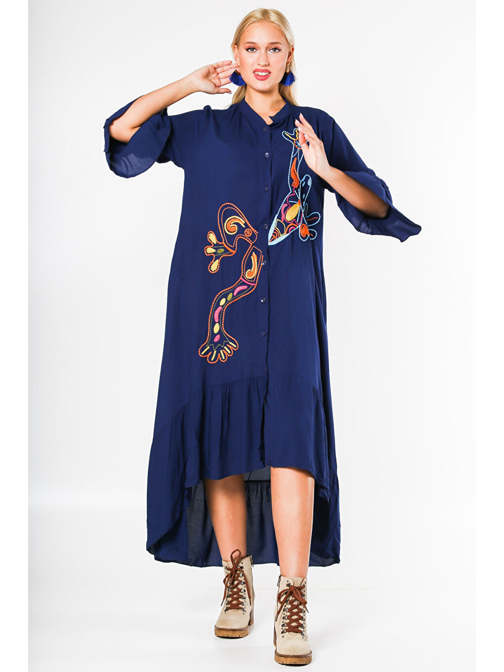 Lacivert Dik Yaka Fırfırlı Kol Düğmeli Kol Ve Etek Ucu Fırfırlı Nakışlı Oversize Dokuma Elbise-5