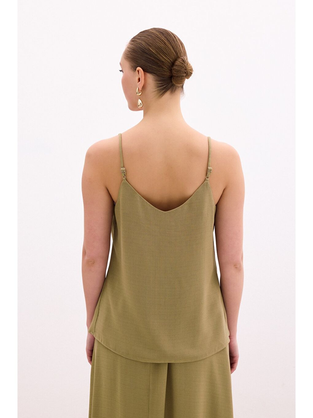 Degaje Yaka Dökümlü Bluz - Haki-5