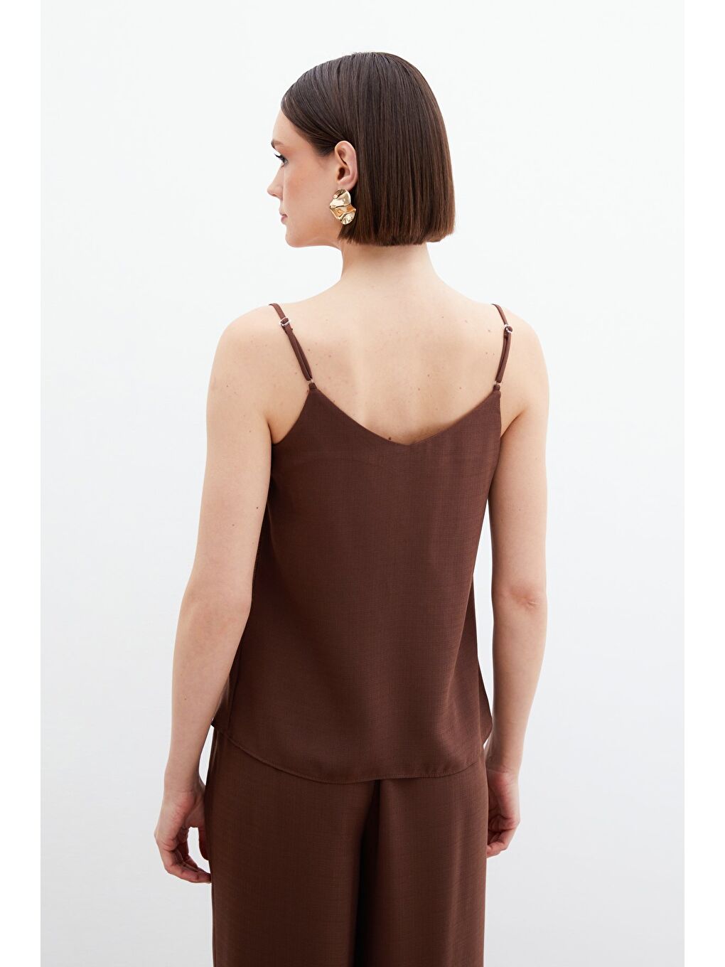 Kahverengi Degaje Yaka Dökümlü Bluz - Kahve-4