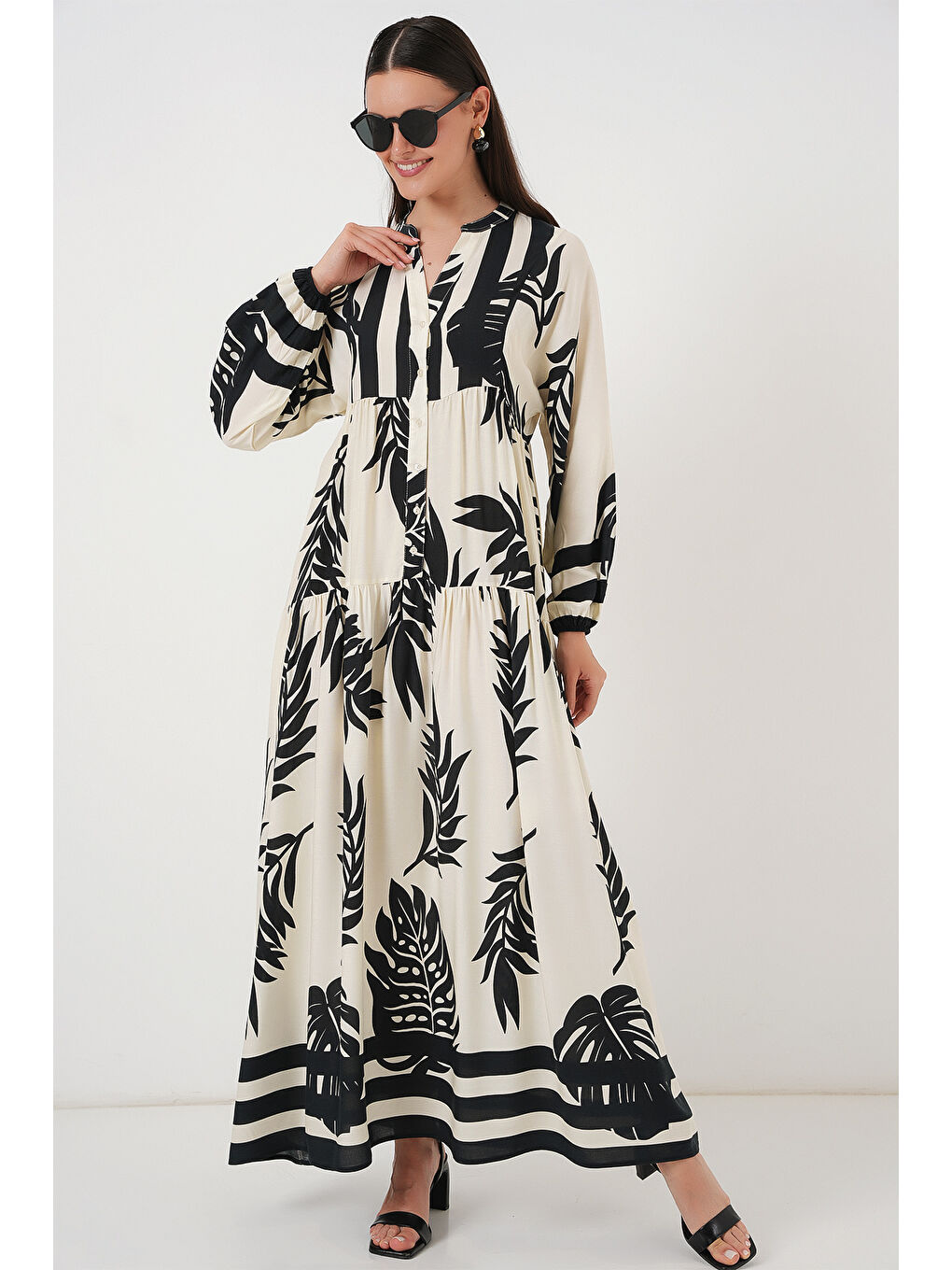 2423 Otantik Desenli Tesettür Elbise - A.Beyaz