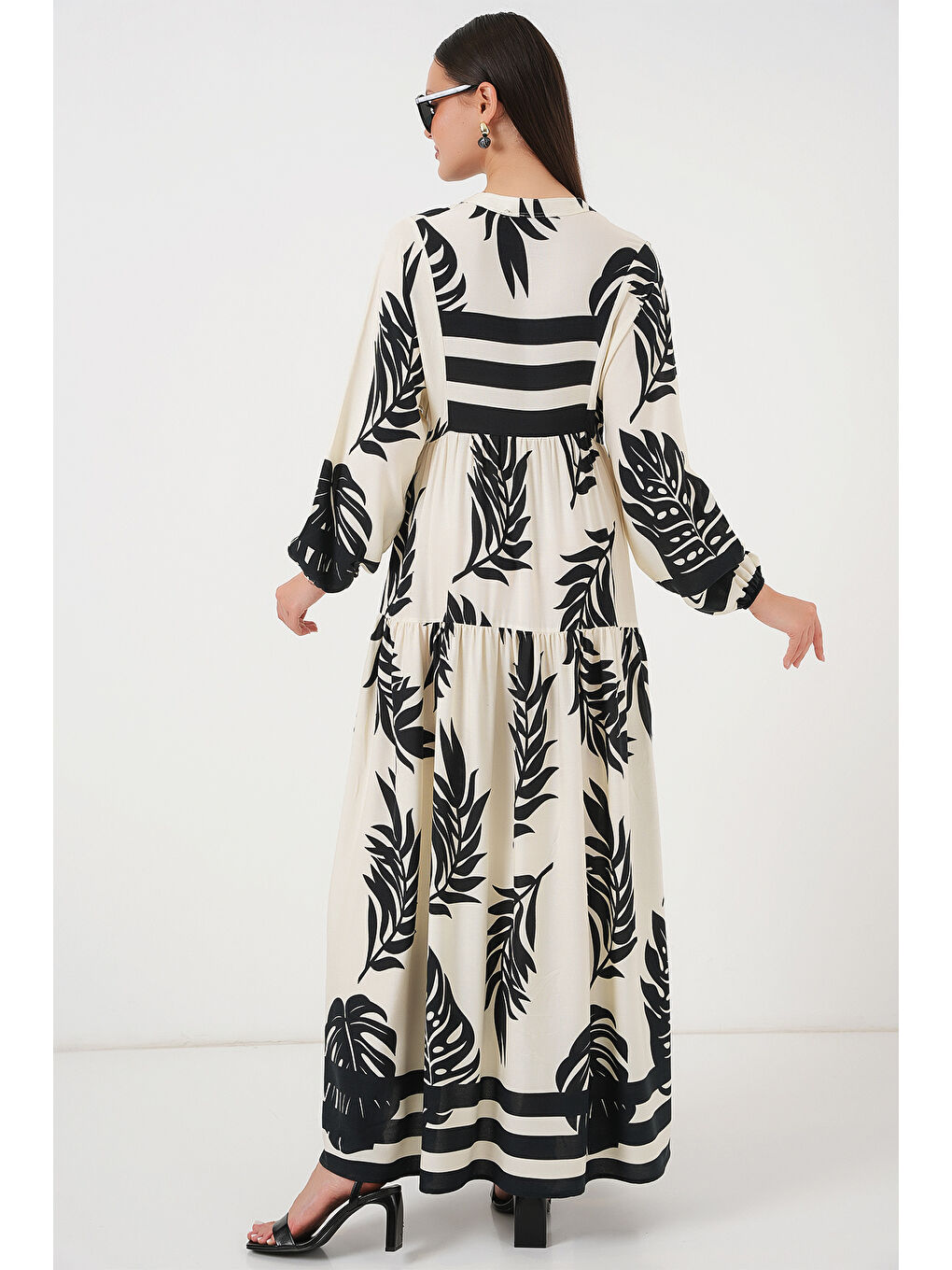 2423 Otantik Desenli Tesettür Elbise - A.Beyaz-5