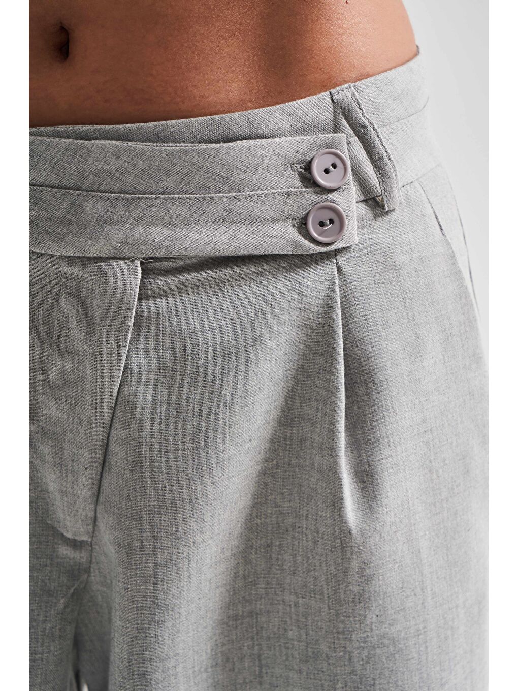 Kadın Gri Renk Neptun S5-12 Kemer Detaylı Palazzo Fit Pileli Pantolon-3