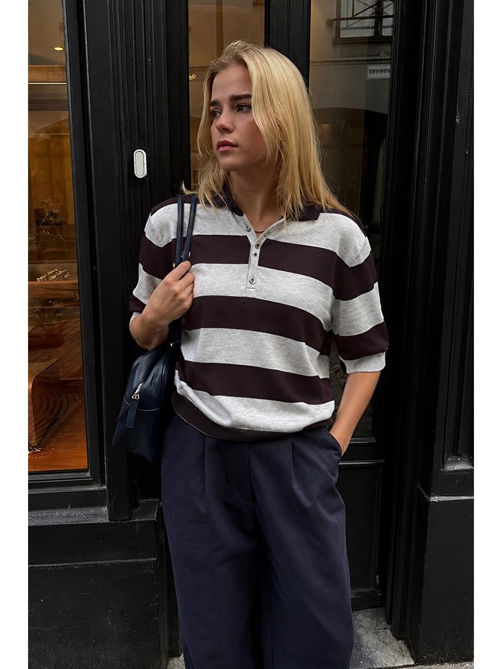 Kahverengi Çizgili  Polo Yaka Basic Kadın Tişört Mg2833-1