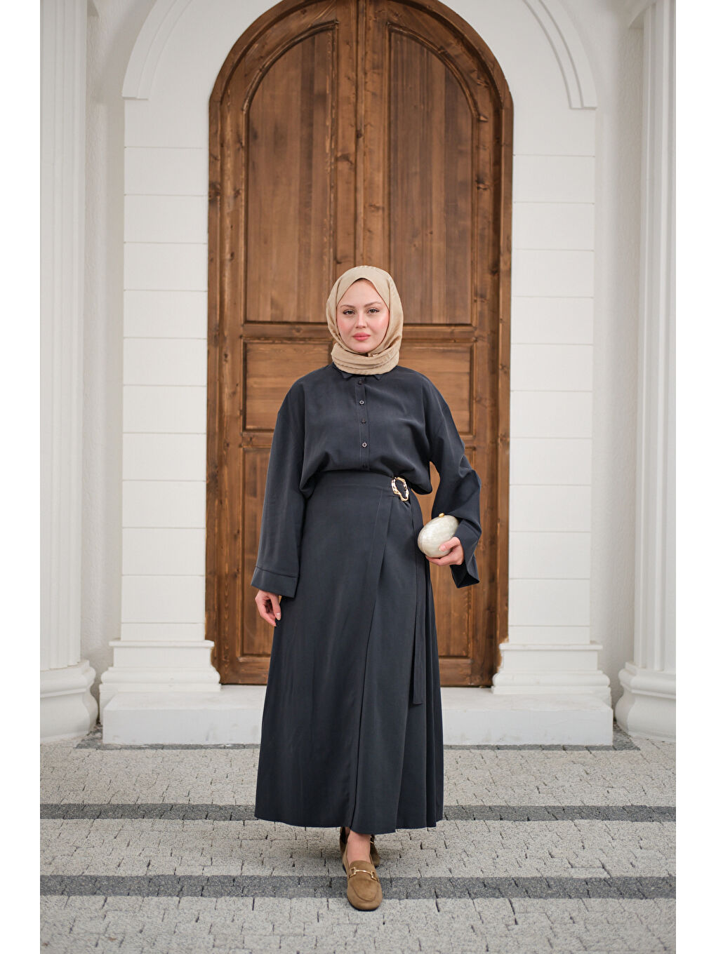 Kadın Gold Kemer Detay Gömlekli Takım Antrasit